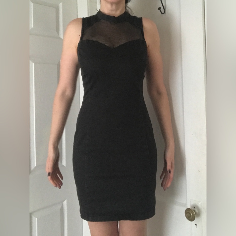 Guess black stretch denim dress style of Diesel sz 6 - 8
